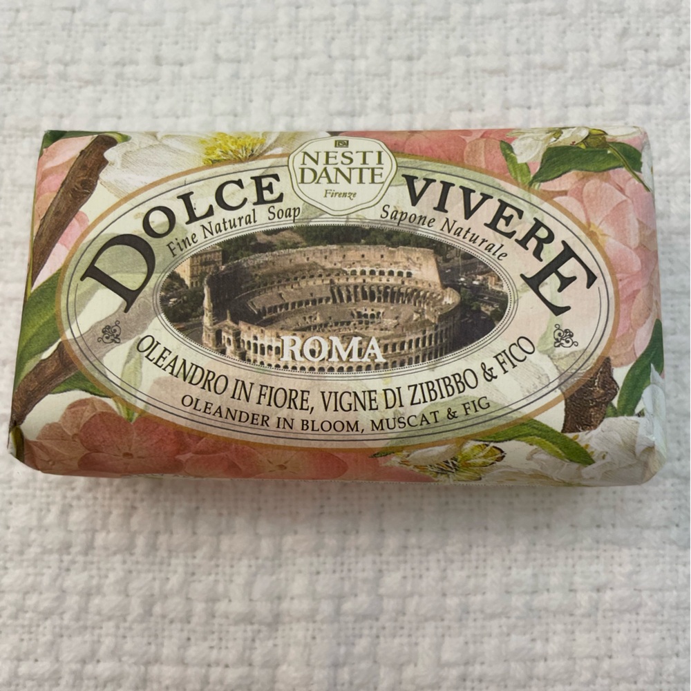 Dolce Vivere Soap-oleander in bloom